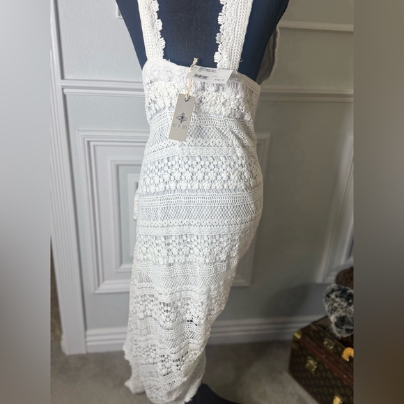 JUST BEE QUEEN
Tulum Ruched Crochet Midi Dress - Picture 10 of 17